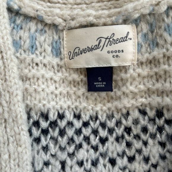 Universal Thread cardigan - Picture 2 of 3